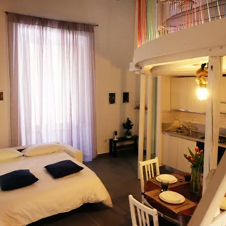 Il-terno All'8 Al Centro Storico Old Town Daire Napoli