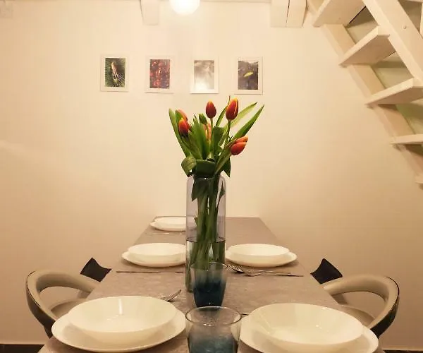 Il-terno All'8 Al Centro Storico Old Town * Неаполь