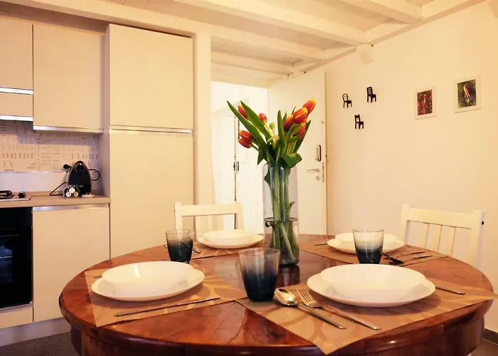 Il-terno All'8 Al Centro Storico Old Town * Неаполь