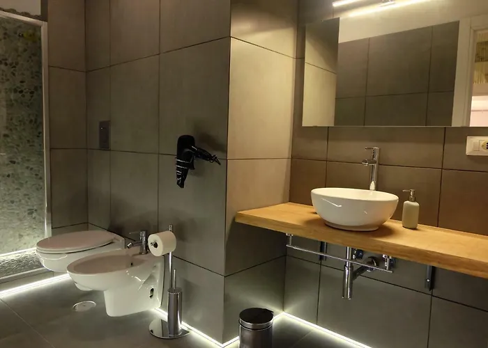 Il-terno All'8 Al Centro Storico Old Town * Неаполь